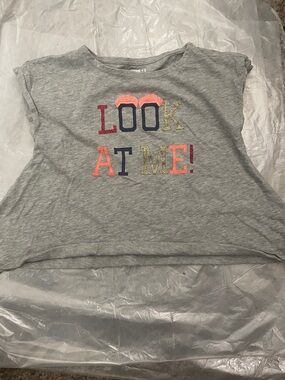 Kids Gray 'Look At Me!' Graphic Tee